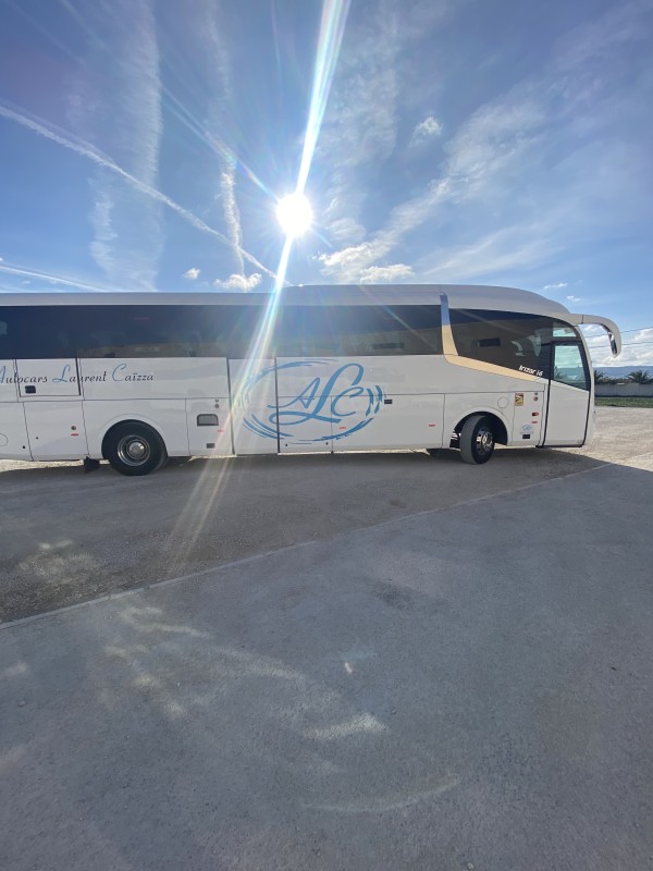 IRIZAR Grand Tourisme – Confort haut de gamme pour grands groupes